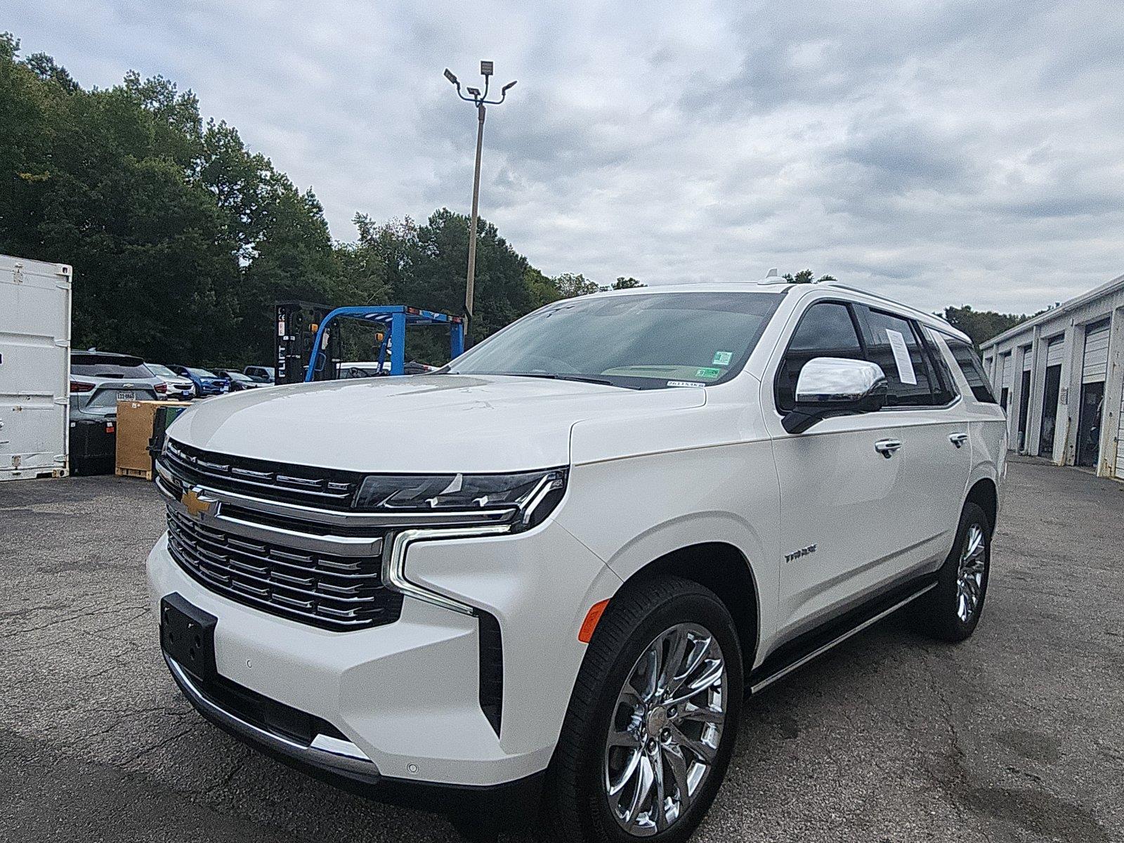 White (Iridescent Pearl Tricoat) 2023 Chevrolet Tahoe SUV / Crossover Four-Wheel Drive Automatic
