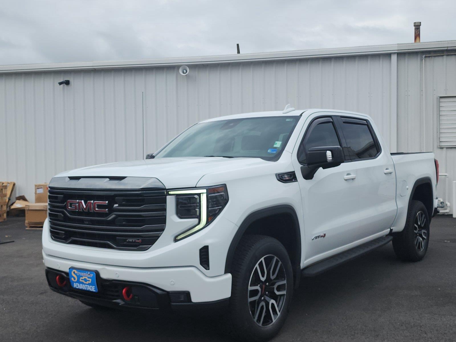 Summit White 2023 GMC Sierra 1500 Pickup Truck Four-Wheel Drive Automatic