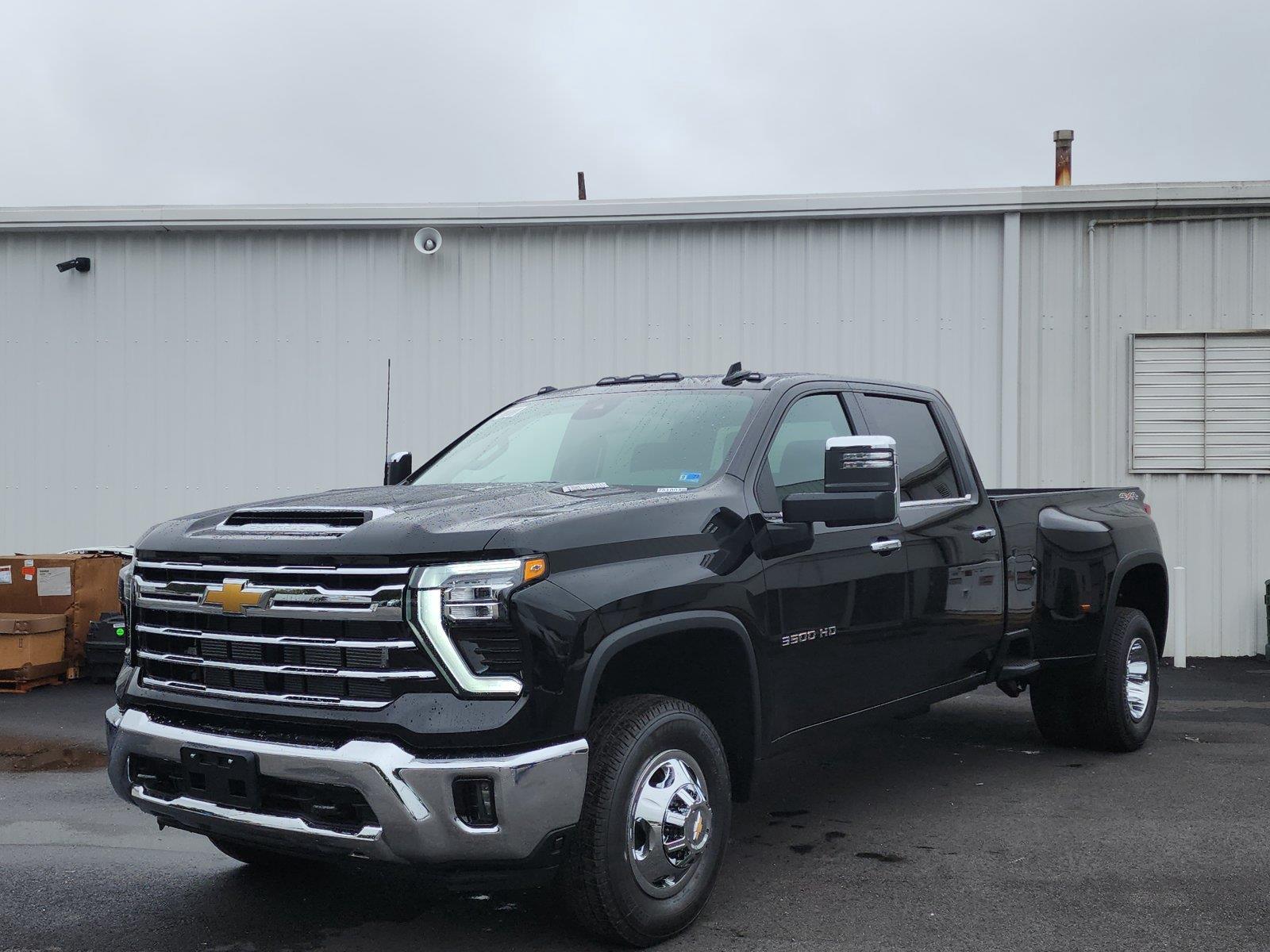 Black 2026 Chevrolet Silverado 3500HD Pickup Truck Four-Wheel Drive Automatic