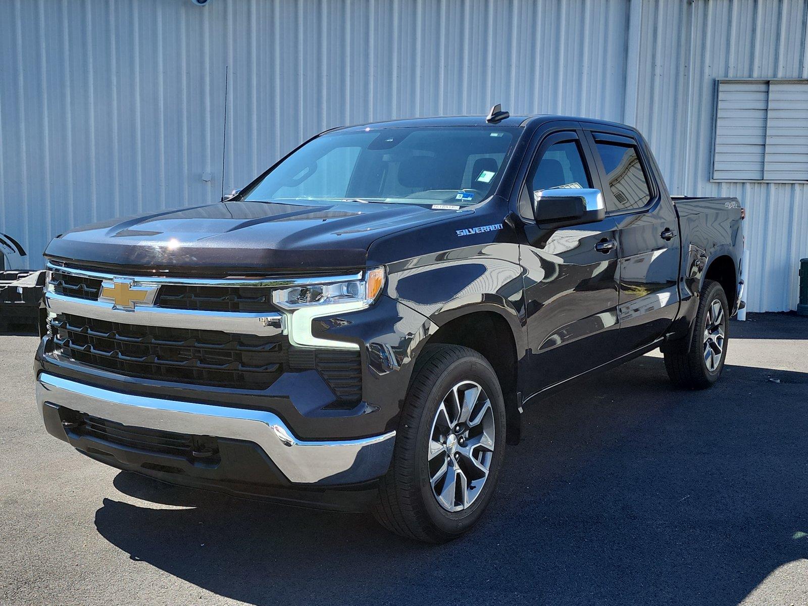 Dark Ash Metallic 2023 Chevrolet Silverado 1500 Pickup Truck Four-Wheel Drive 8-Speed Automatic