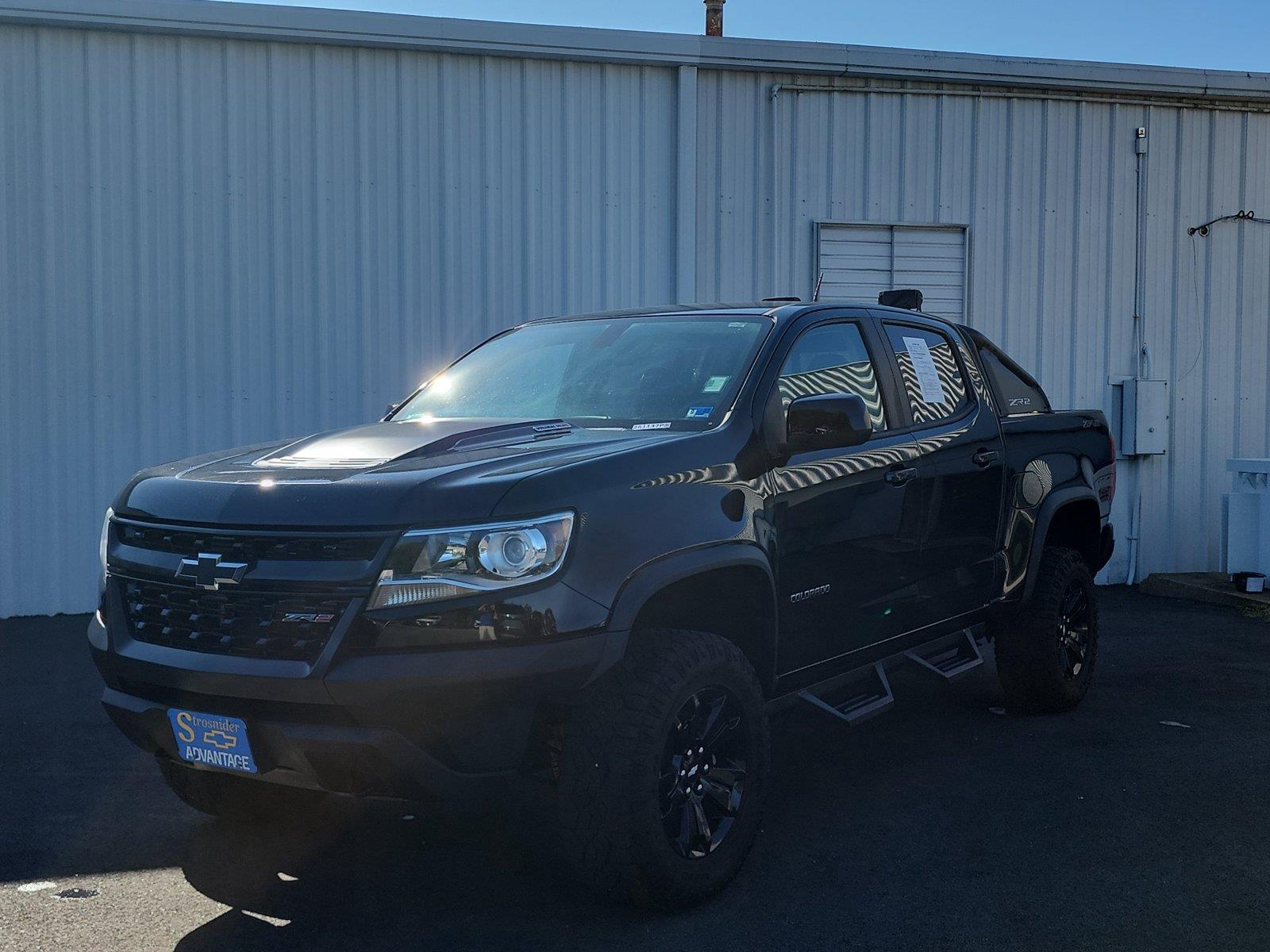 Black 2020 Chevrolet Colorado Pickup Truck Four-Wheel Drive 6-Speed Automatic