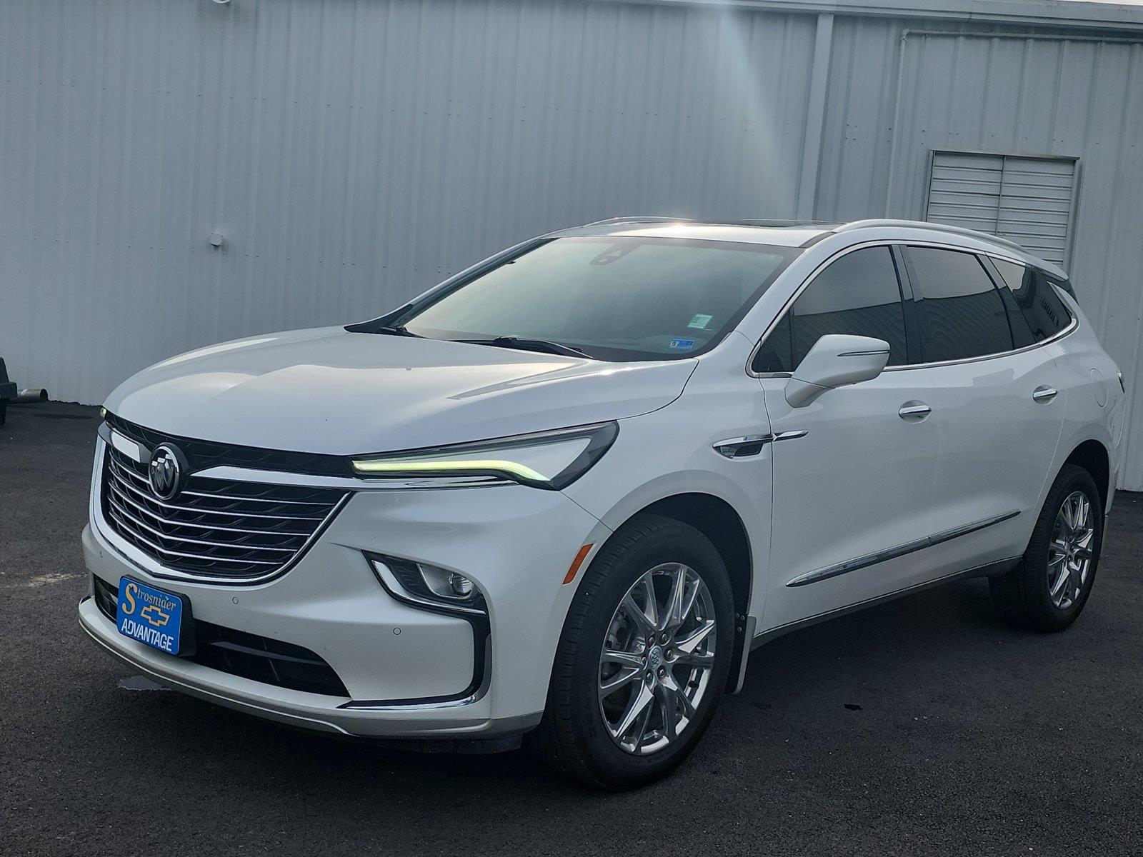 White Frost Tricoat 2022 Buick Enclave SUV / Crossover Four-Wheel Drive 9-Speed Automatic