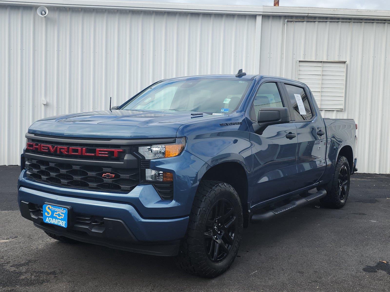 Lakeshore Blue Metallic 2024 Chevrolet Silverado 1500 Pickup Truck Four-Wheel Drive 8-Speed Automatic