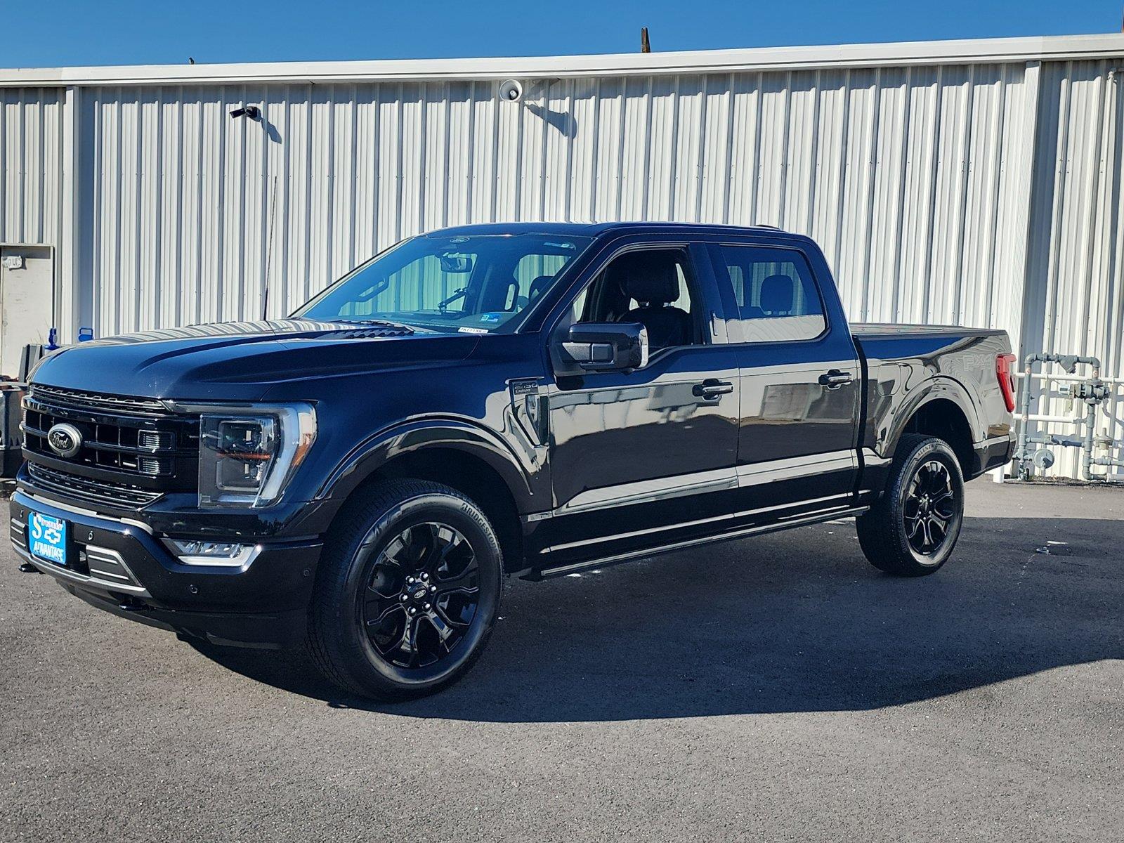 Agate Black Metallic 2022 Ford F-150 Pickup Truck Four-Wheel Drive 10-Speed Automatic