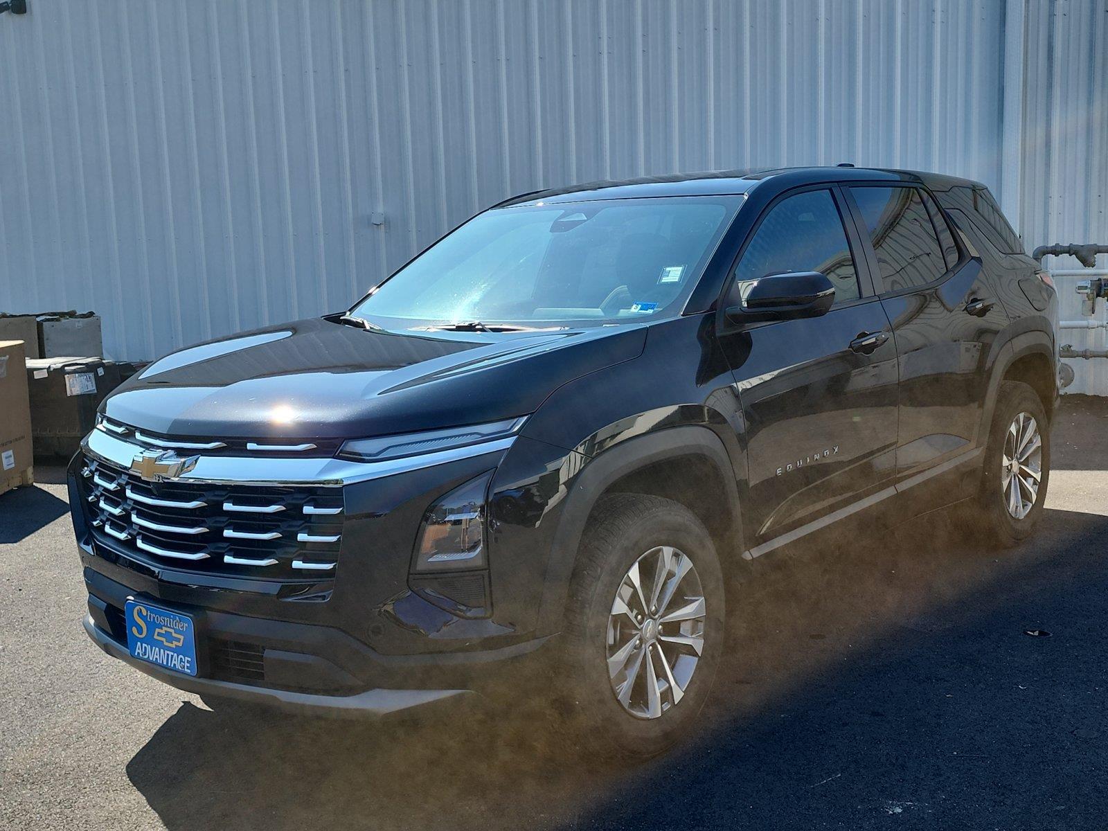Mosaic Black Metallic 2027 Chevrolet Equinox SUV / Crossover Front-Wheel Drive 8-Speed Automatic