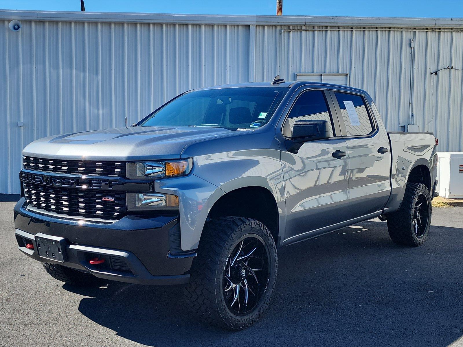 Silver Ice Metallic 2021 Chevrolet Silverado 1500 Pickup Truck Four-Wheel Drive 6-Speed Automatic
