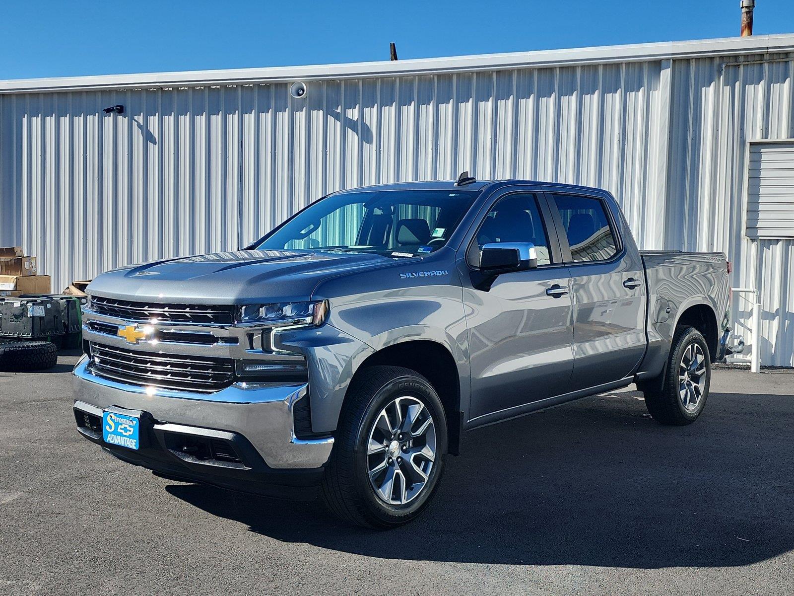 Gray (Satin Steel Metallic) 2022 Chevrolet Silverado 1500 Pickup Truck Four-Wheel Drive 8-Speed Automatic