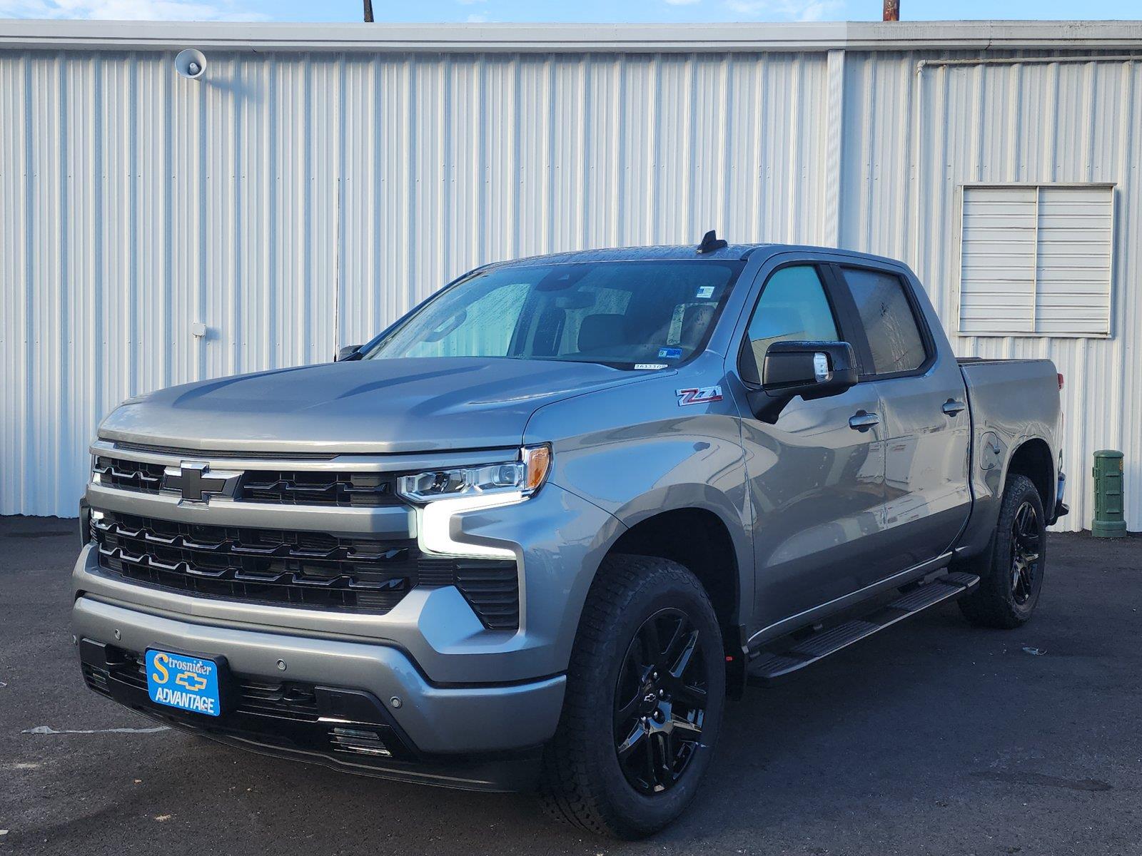 Sterling Gray Metallic 2026 Chevrolet Silverado 1500 Pickup Truck Four-Wheel Drive Automatic