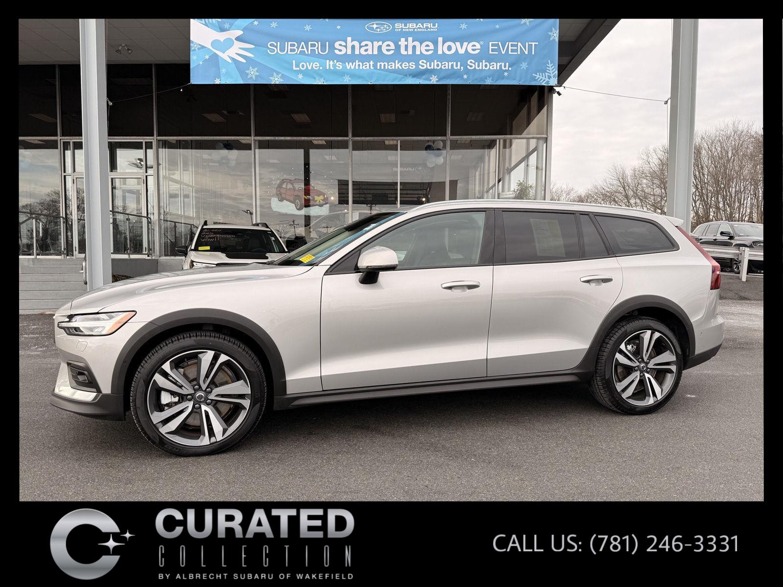 2025 Volvo V60 Cross Country B5 Plus AWD