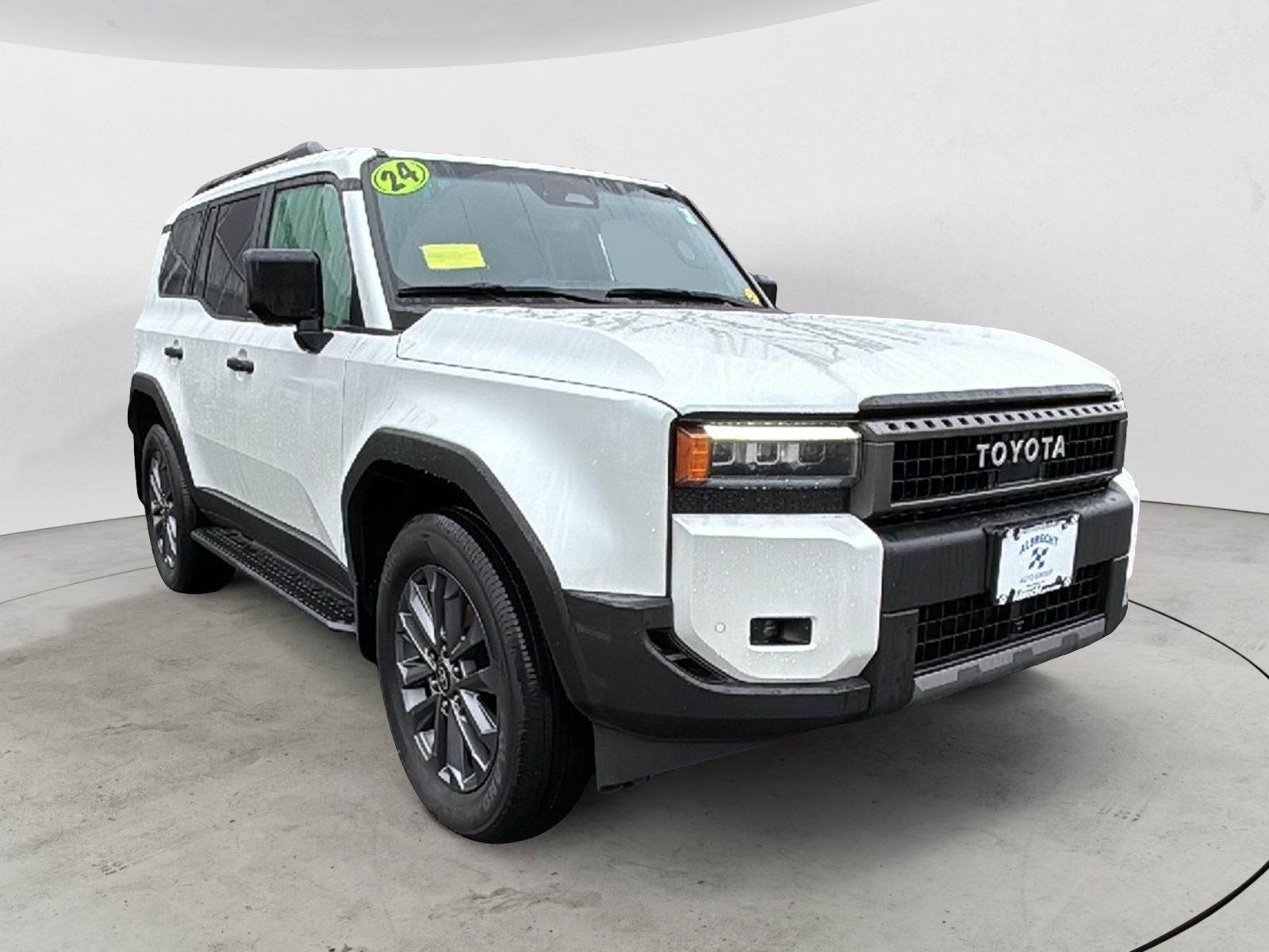 White (Wind Chill Pearl) 2024 Toyota Land Cruiser First Edition 4WD SUV / Crossover Four-Wheel Drive Automatic