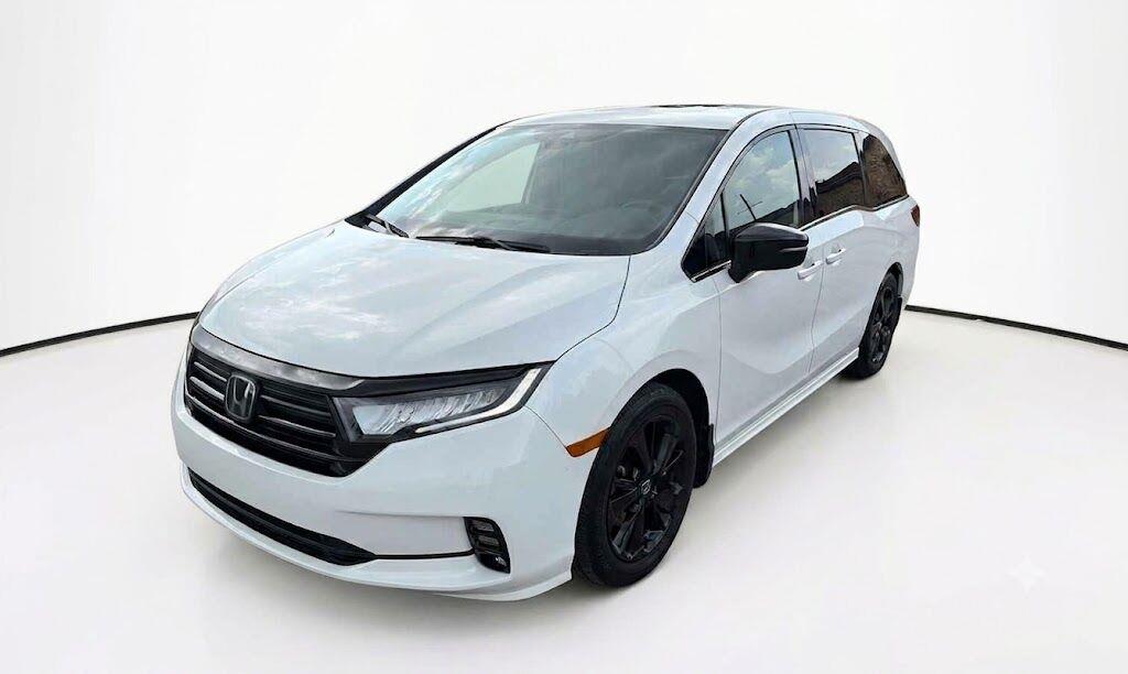 Platinum White Pearl 2024 Honda Odyssey Minivan Front-Wheel Drive Automatic