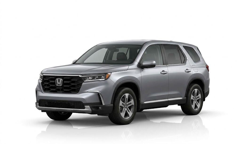 Gray (Modern Steel Metallic) 2025 Honda Pilot SUV / Crossover Front-Wheel Drive Automatic