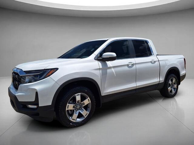 Platinum White Pearl 2025 Honda Ridgeline RTL AWD Pickup Truck All-Wheel Drive 9-Speed Automatic