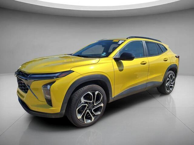 Nitro Yellow Metallic 2024 Chevrolet Trax RS with 2RS FWD SUV / Crossover Front-Wheel Drive 6-Speed Automatic
