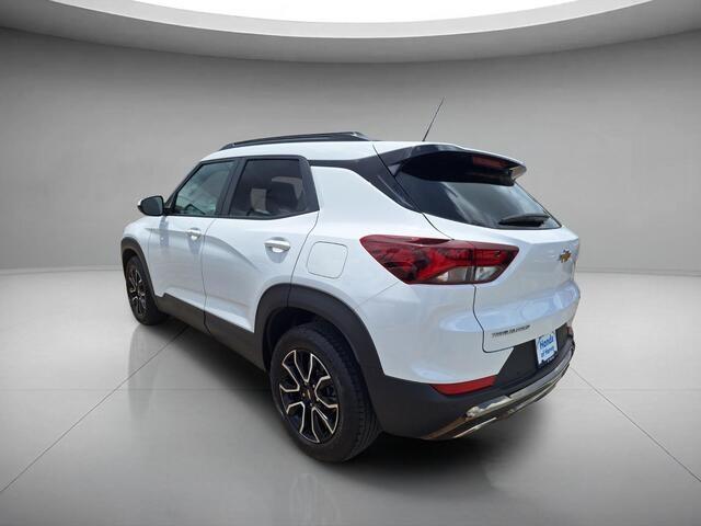 Used 2023 Summit White Chevrolet ACTIV image 3