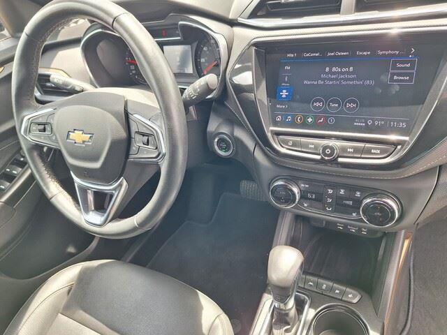 Used 2023 Summit White Chevrolet ACTIV image 31