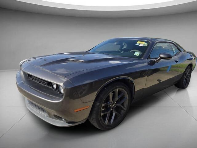 Gray (Granite Pearlcoat) 2019 Dodge Challenger Coupe Rear-Wheel Drive 8-Speed Automatic