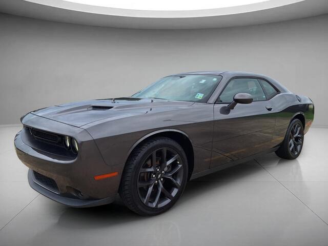 Gray (Granite Pearlcoat) 2019 Dodge Challenger Coupe Rear-Wheel Drive 8-Speed Automatic