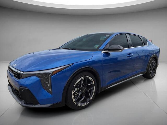 2025 Kia K4 GT-Line FWD