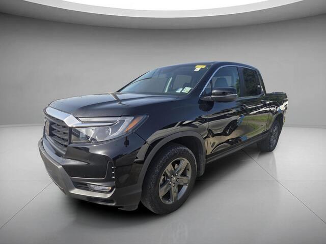 Crystal Black Pearl 2023 Honda Ridgeline Pickup Truck All-Wheel Drive Automatic