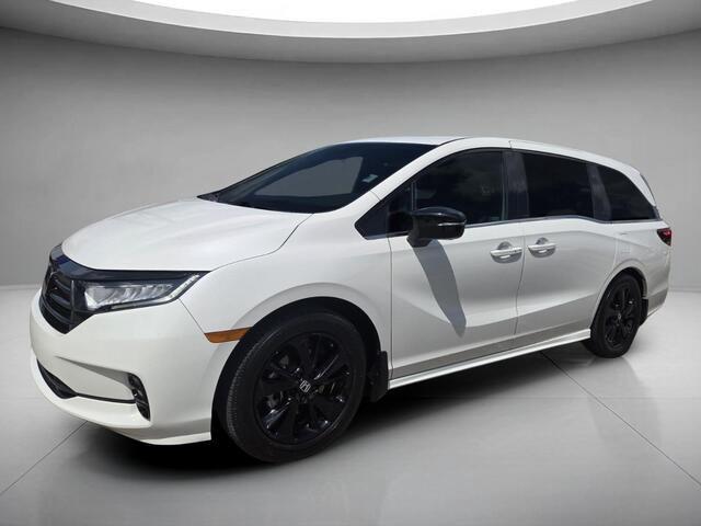 Platinum White Pearl 2024 Honda Odyssey Minivan Front-Wheel Drive Automatic