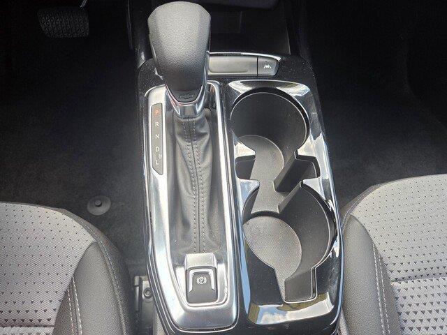 Used 2024 Summit White Chevrolet LT image 16