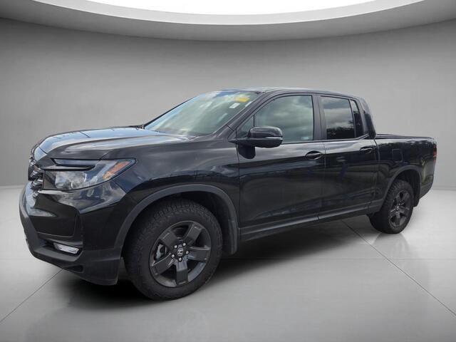 Crystal Black Pearl 2026 Honda Ridgeline Pickup Truck All-Wheel Drive 9-Speed Automatic