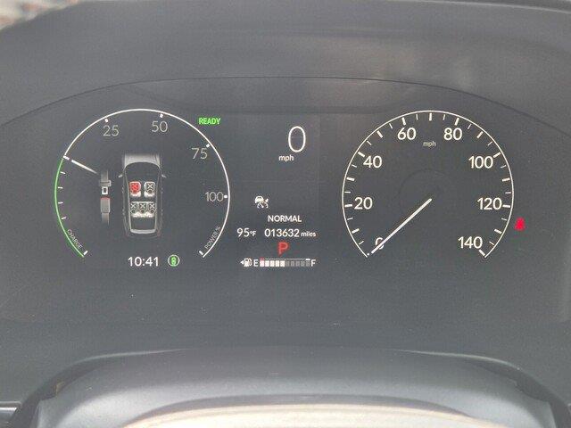 Certified Used 2025 Solar Silver Metallic Honda Sport-L image 15
