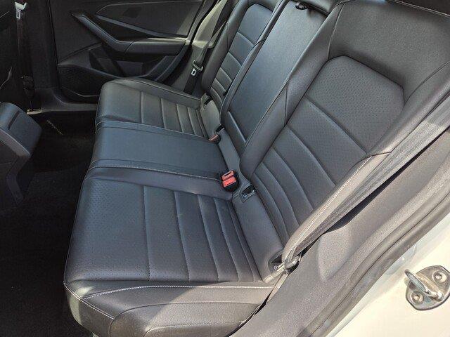 Used 2024 Opal White Pearl Volkswagen SE image 22