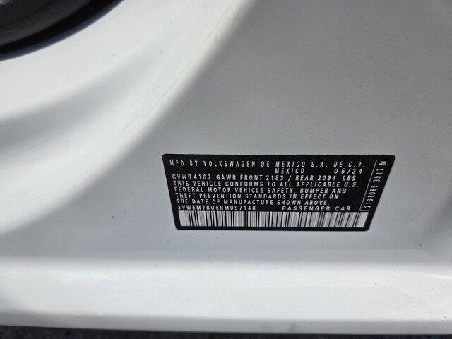 Used 2024 Opal White Pearl Volkswagen SE image 31