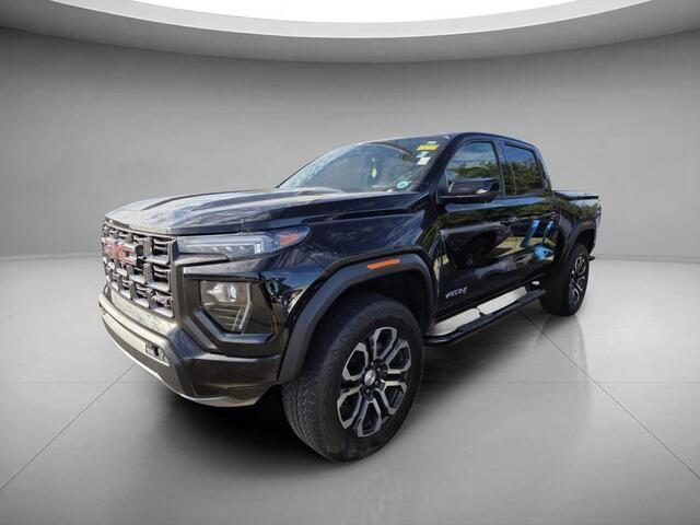  2023 GMC Canyon AT4 Crew Cab 4WD   