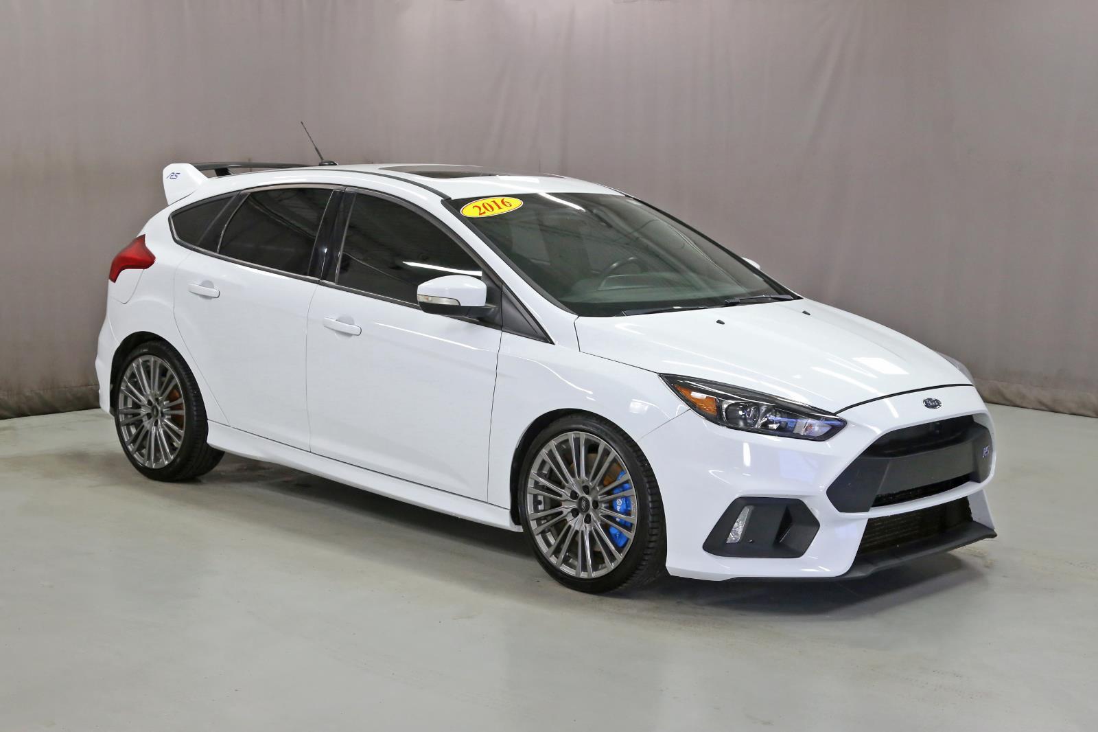 Frozen White 2016 Ford Focus RS Hatchback Hatchback All-Wheel Drive 6-Speed Manual