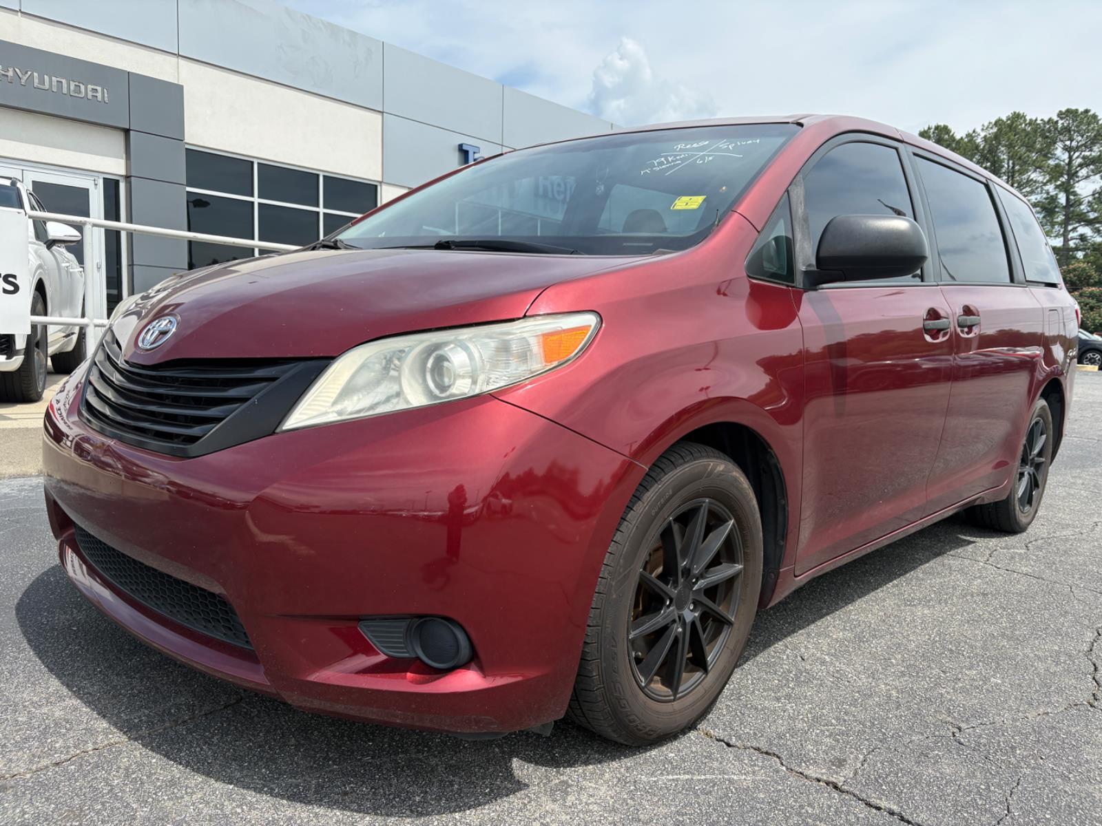 Salsa Red Pearl 2017 Toyota Sienna L 7-Passenger FWD Minivan Front-Wheel Drive 8-Speed Automatic