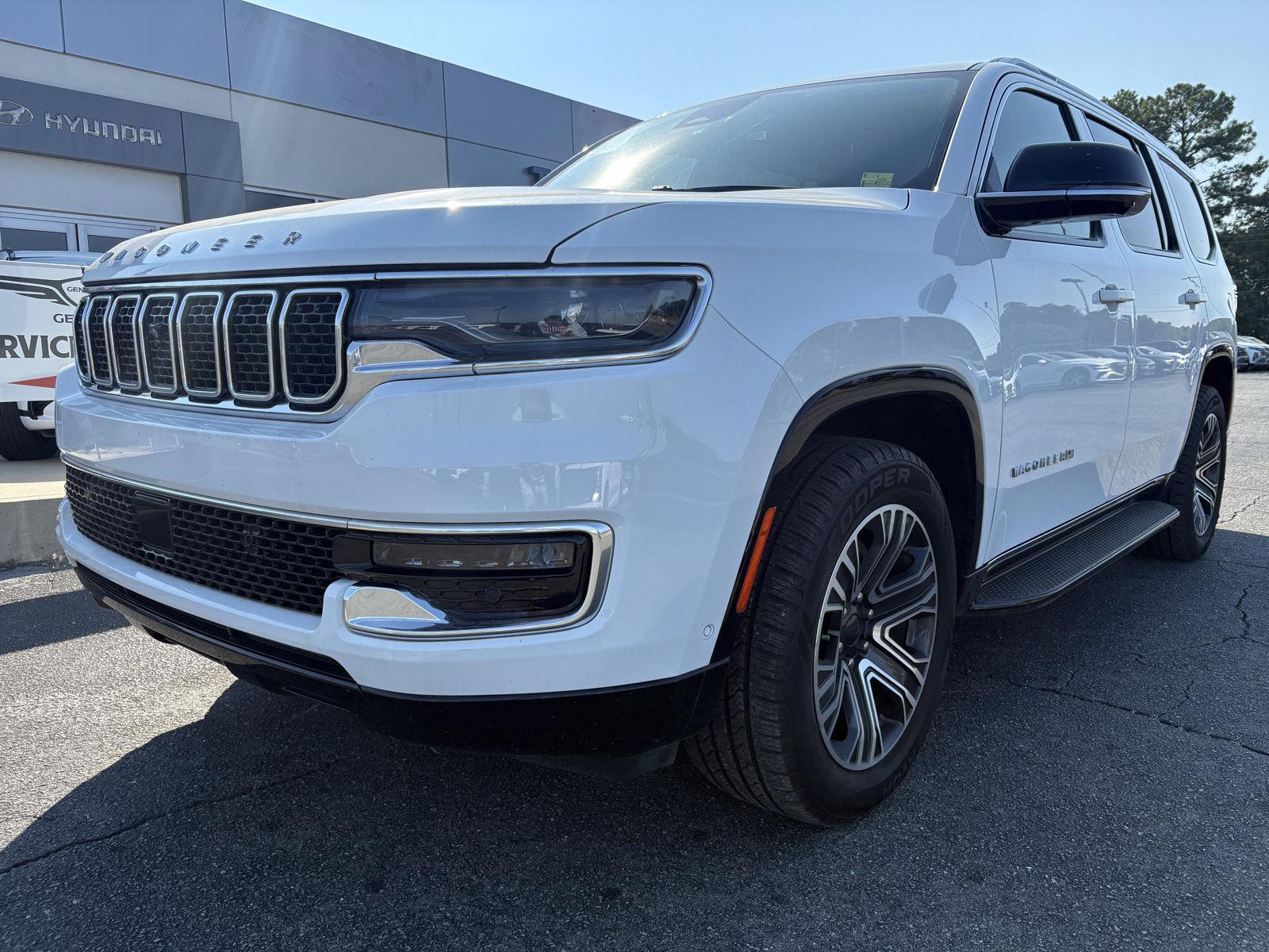 Bright White Clearcoat 2024 Jeep Wagoneer SUV / Crossover Four-Wheel Drive 8-Speed Automatic