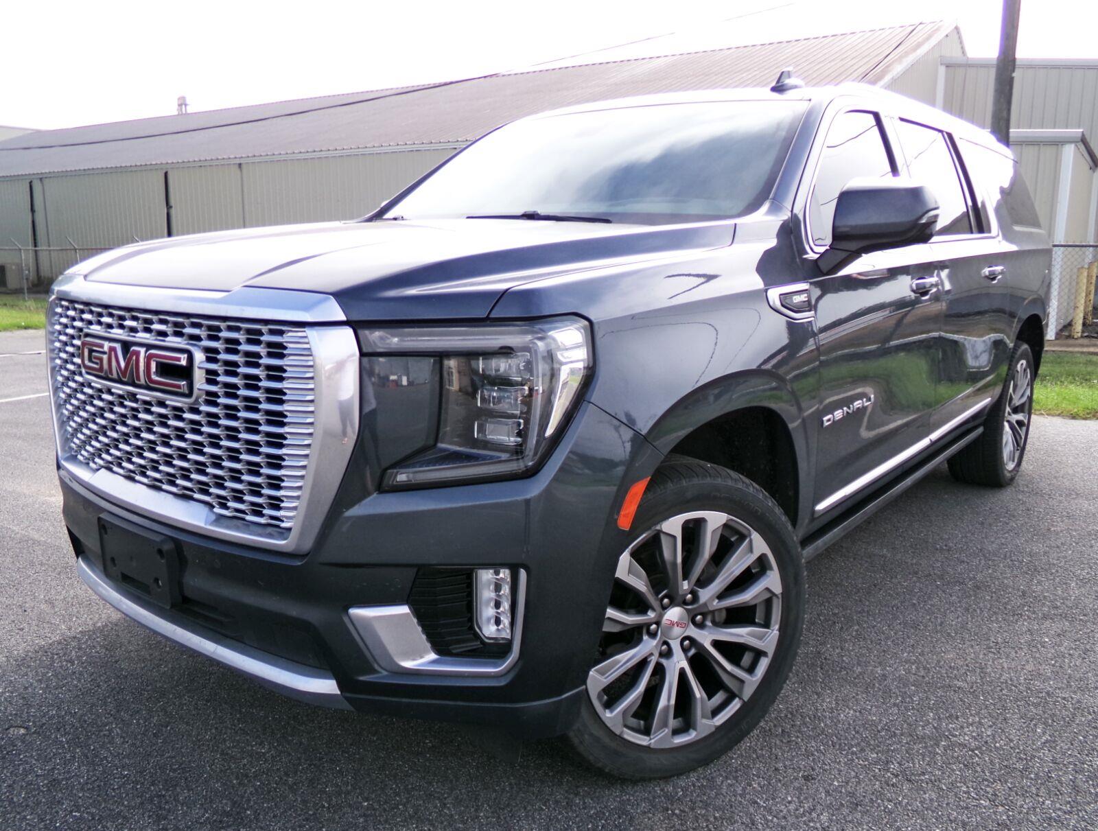  2021 GMC Yukon XL Denali 4WD   