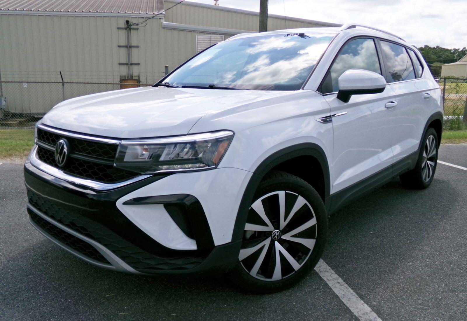 2023 Volkswagen Taos SE FWD