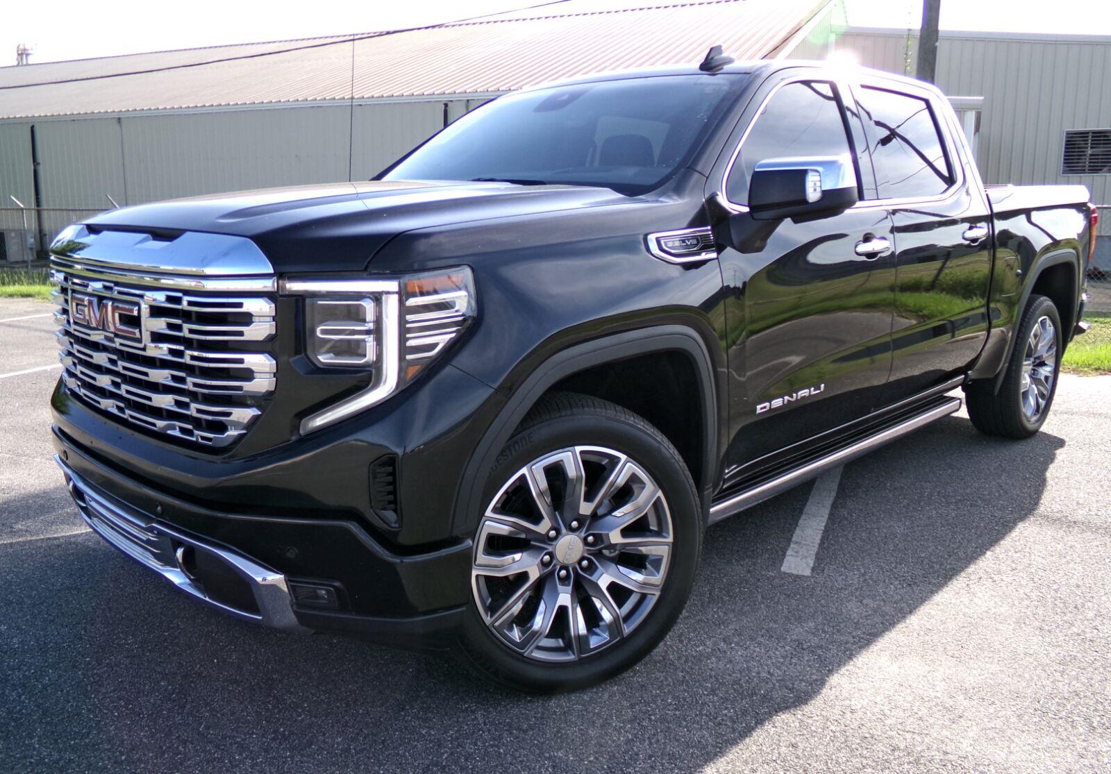 2025 GMC Sierra 1500 Denali Crew Cab 4WD