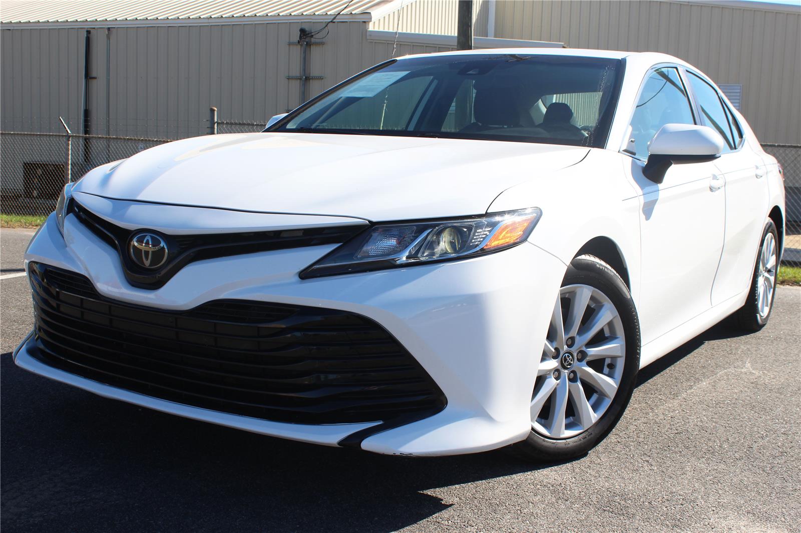 2020 Toyota Camry LE FWD