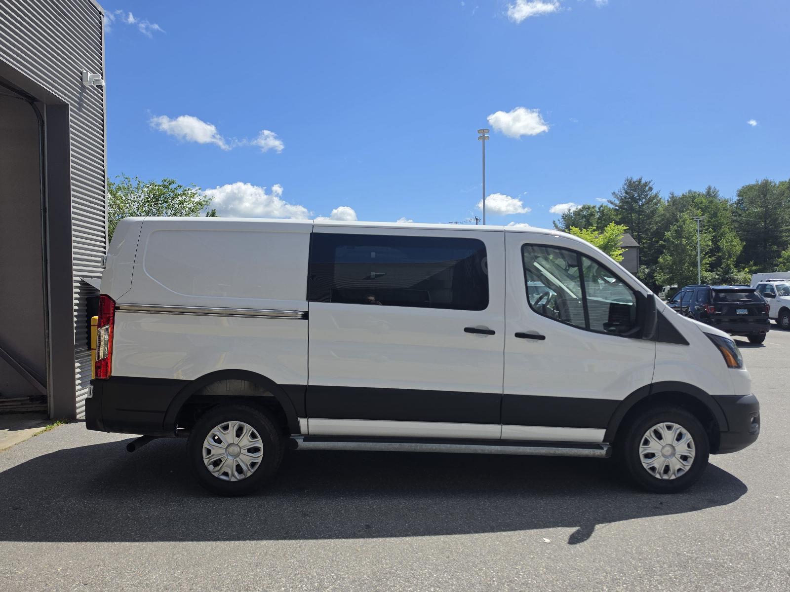 Oxford White 2025 Ford Transit Cargo 250 Low Roof RWD Van Rear-Wheel Drive Automatic