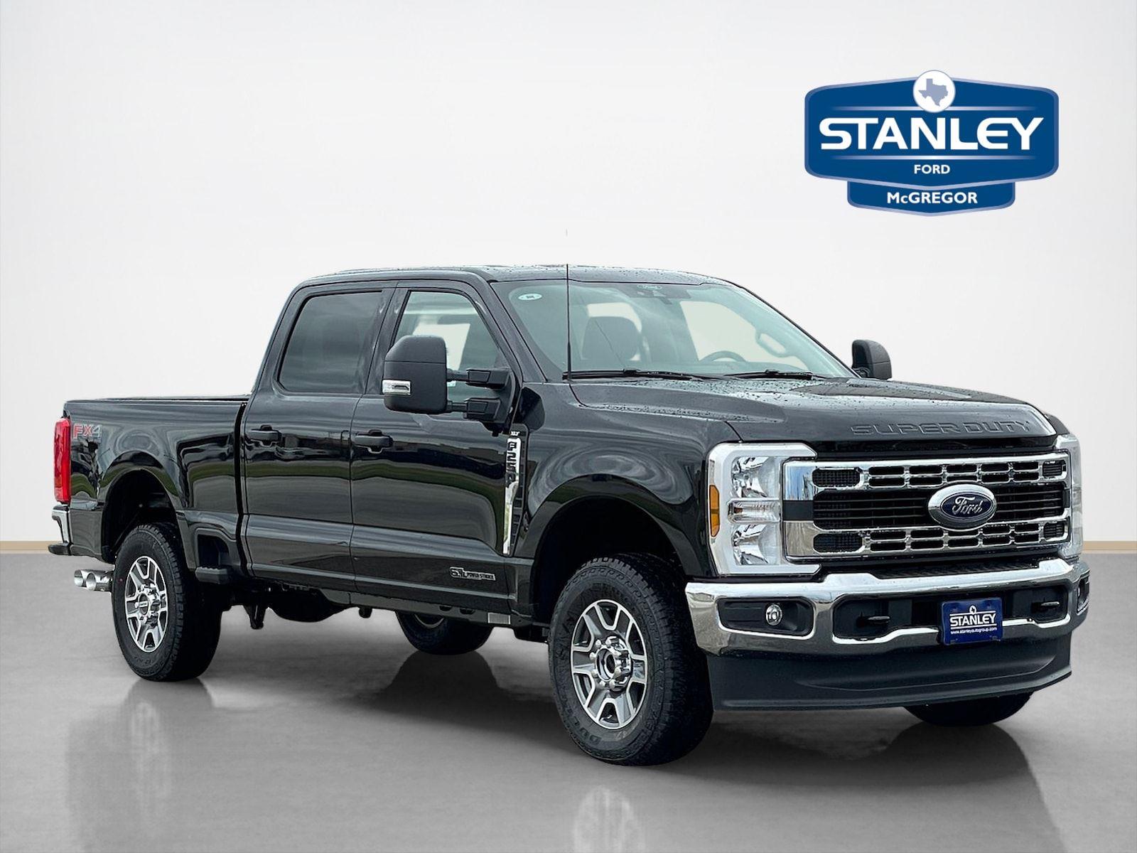 2025 Ford F-250 Super Duty XLT Crew Cab 4WD