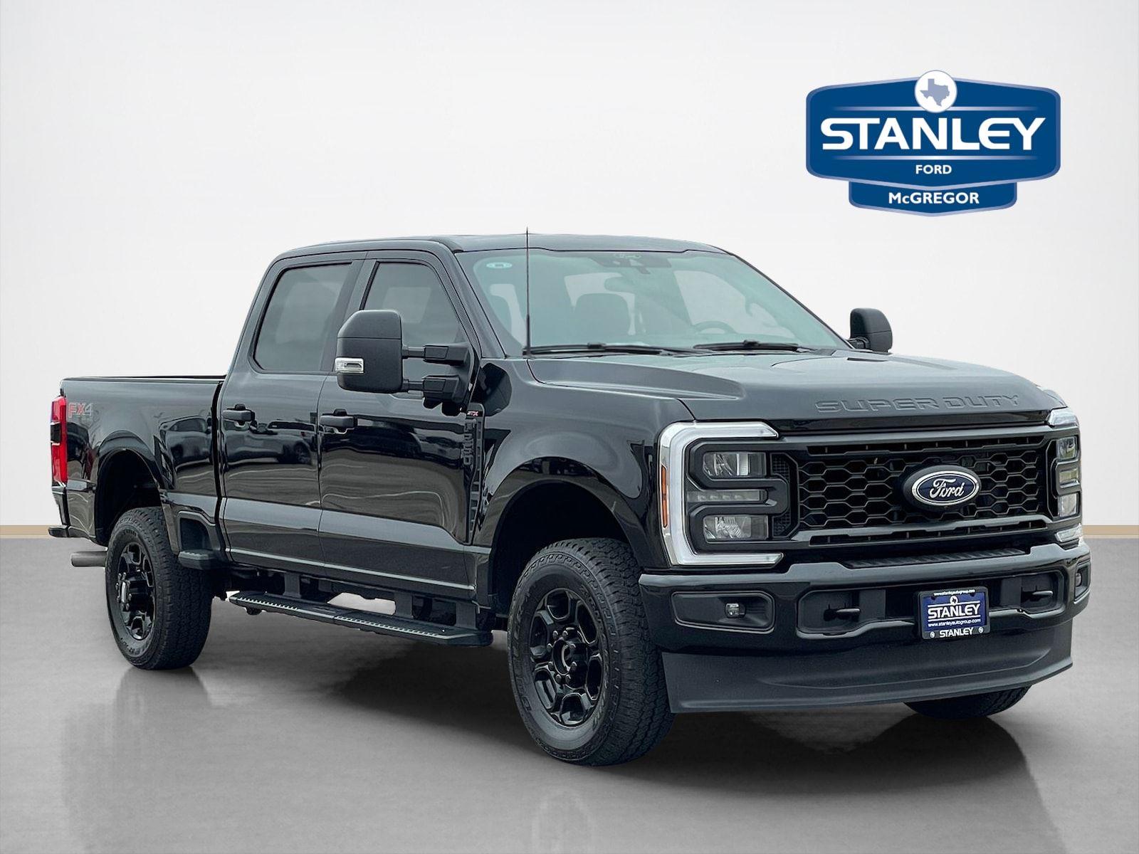 2025 Ford F-250 Super Duty XL Crew Cab 4WD