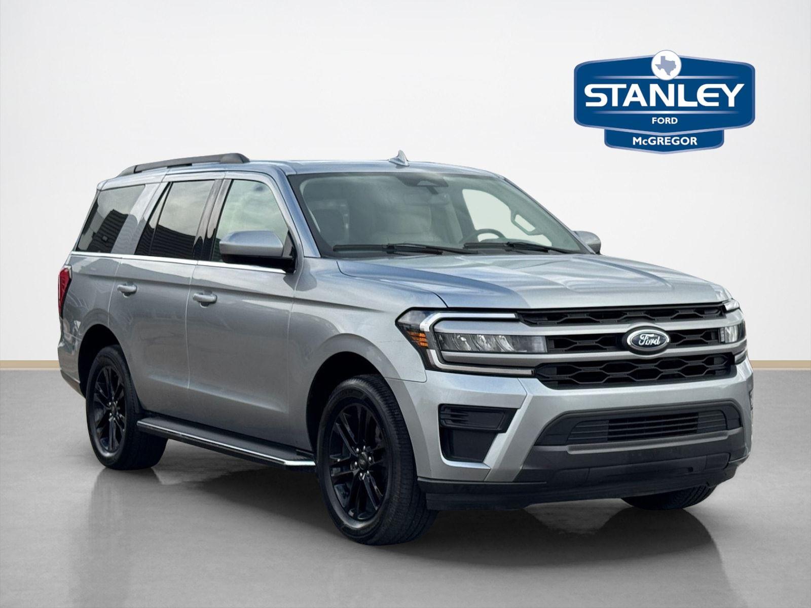 Iconic Silver Metallic 2022 Ford Expedition XLT RWD SUV / Crossover 4X2 10-Speed Automatic