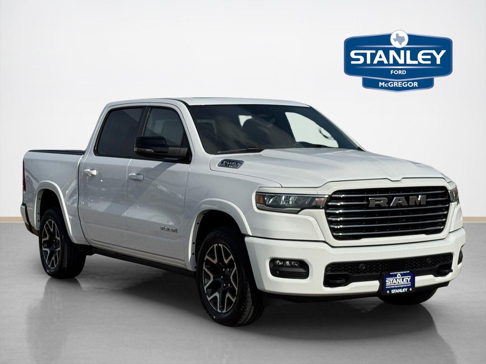 Bright White Clearcoat 2025 RAM 1500 Laramie Crew Cab 4WD Pickup Truck Four-Wheel Drive 8-Speed Automatic