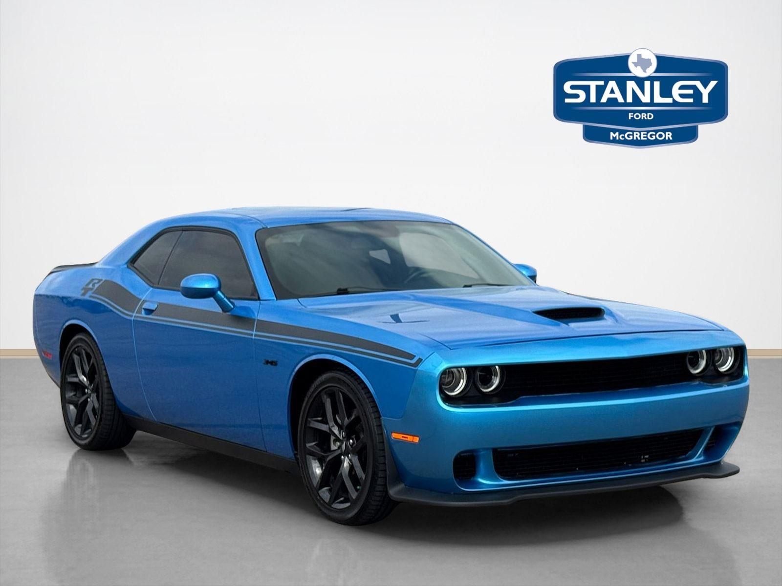 B5 Blue Pearlcoat 2023 Dodge Challenger R/T RWD Coupe Rear-Wheel Drive 8-Speed Automatic