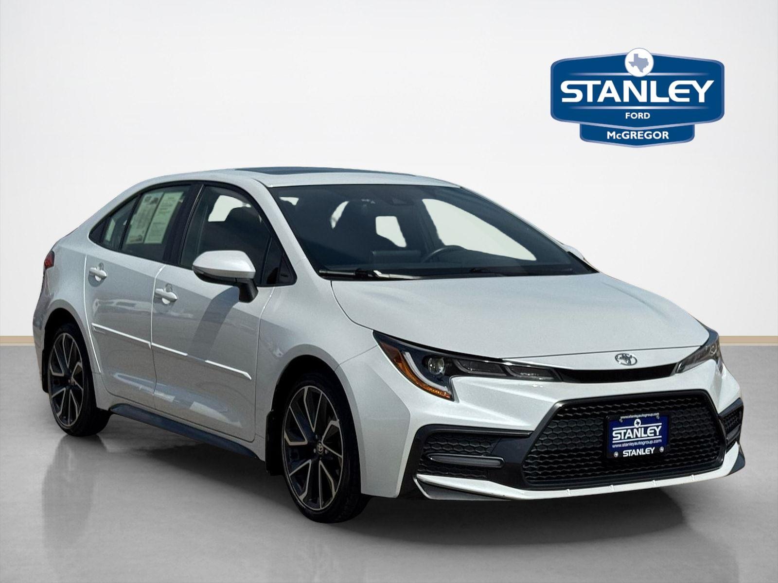 White (Wind Chill Pearl) 2022 Toyota Corolla SE FWD Sedan Front-Wheel Drive Continuously Variable Transmission