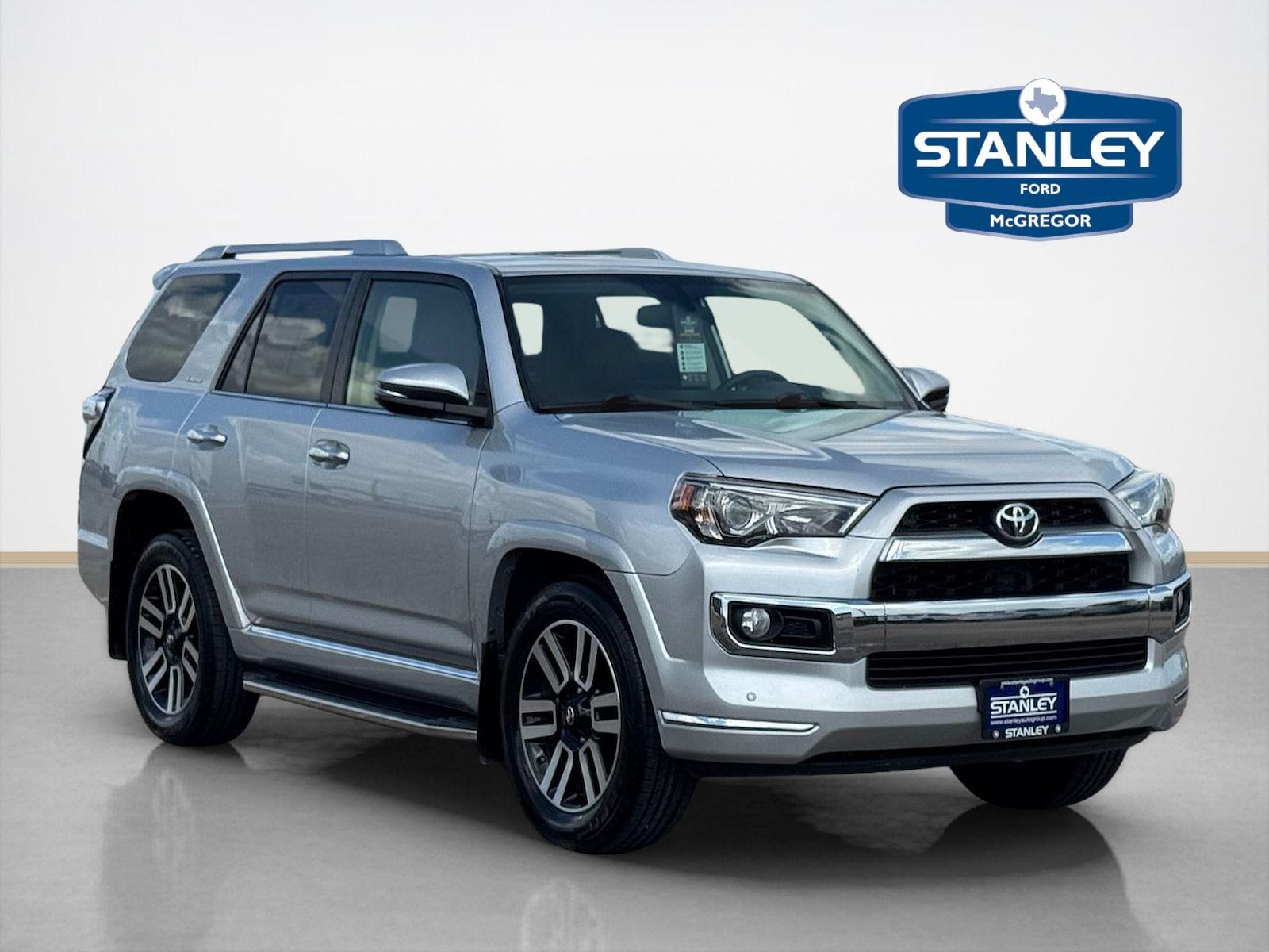 Classic Silver Metallic 2018 Toyota 4Runner SUV / Crossover 4X2 5-Speed Automatic