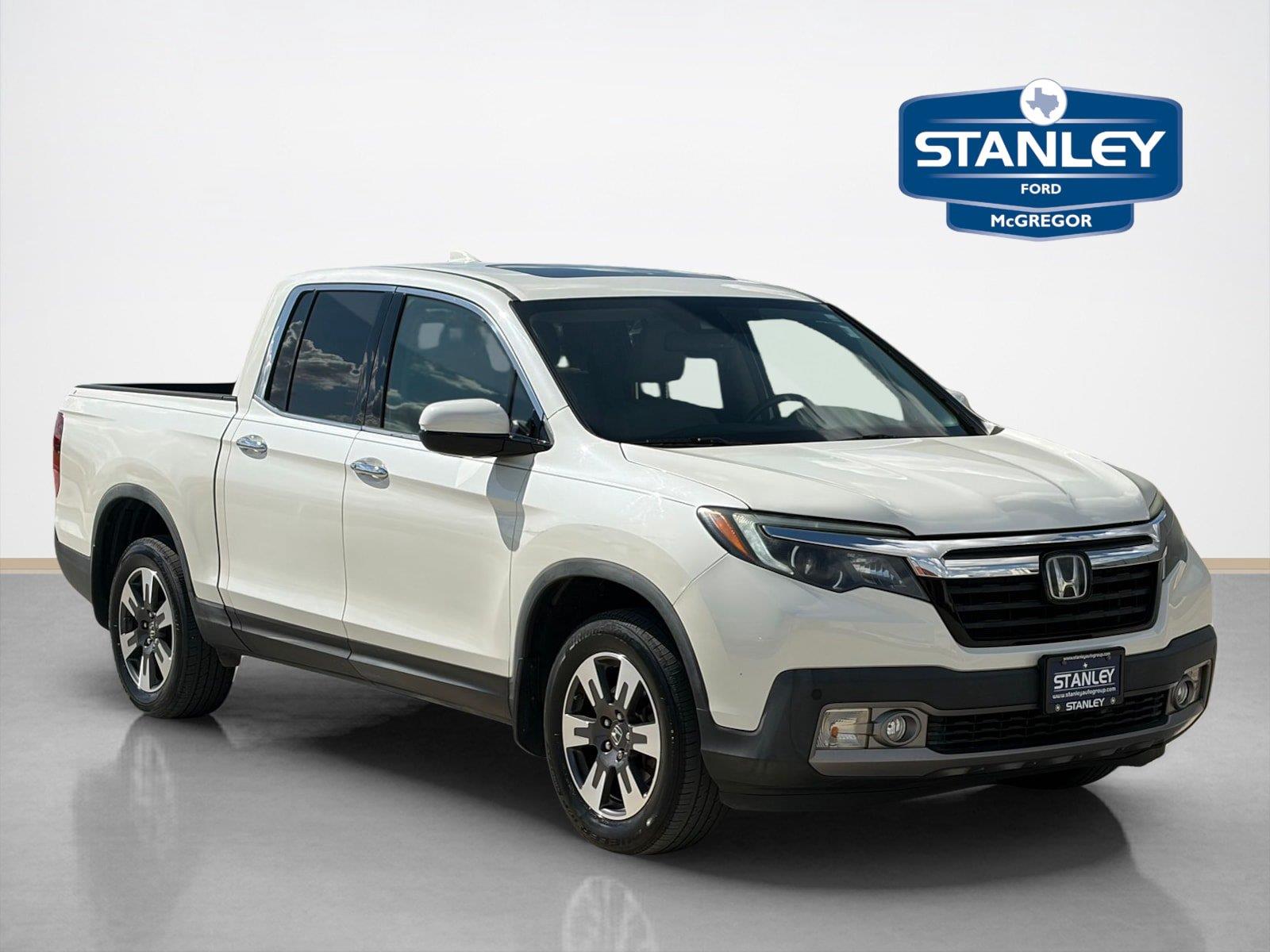 White Diamond Pearl 2017 Honda Ridgeline Pickup Truck All-Wheel Drive Automatic