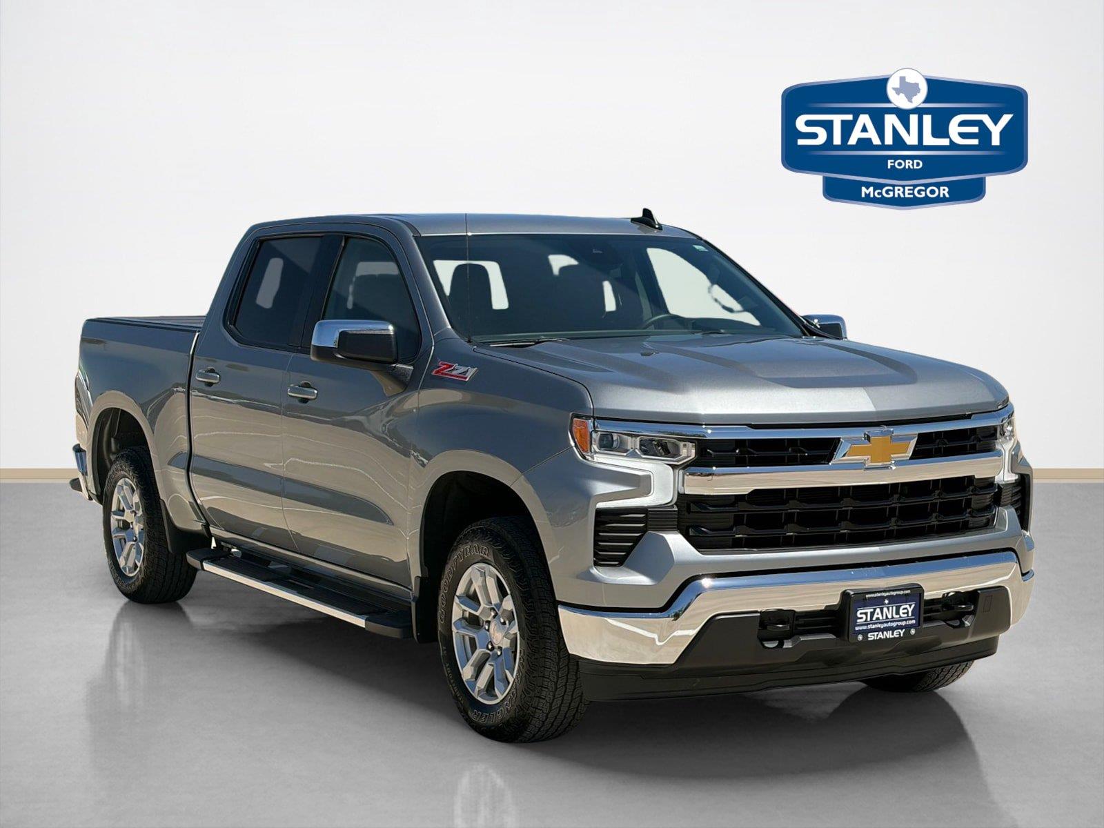 Sterling Gray Metallic 2024 Chevrolet Silverado 1500 Pickup Truck Four-Wheel Drive 10-Speed Automatic