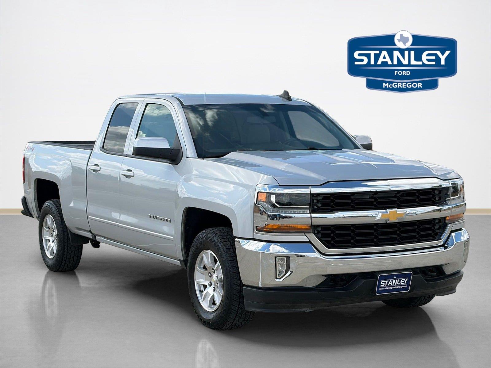 Silver Ice Metallic 2017 Chevrolet Silverado 1500 Pickup Truck Four-Wheel Drive 6-Speed Automatic
