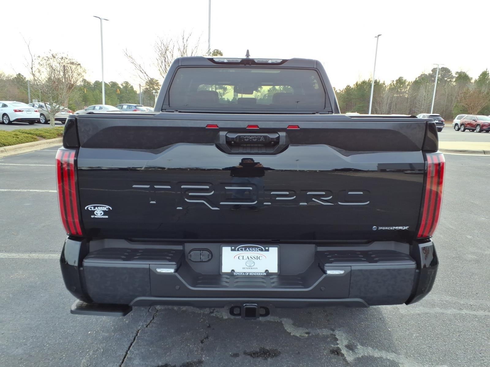 View vehicle photo 4